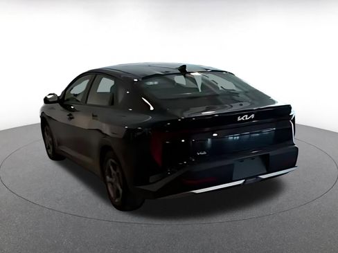 Used 2025 Kia K4 FWD image 15
