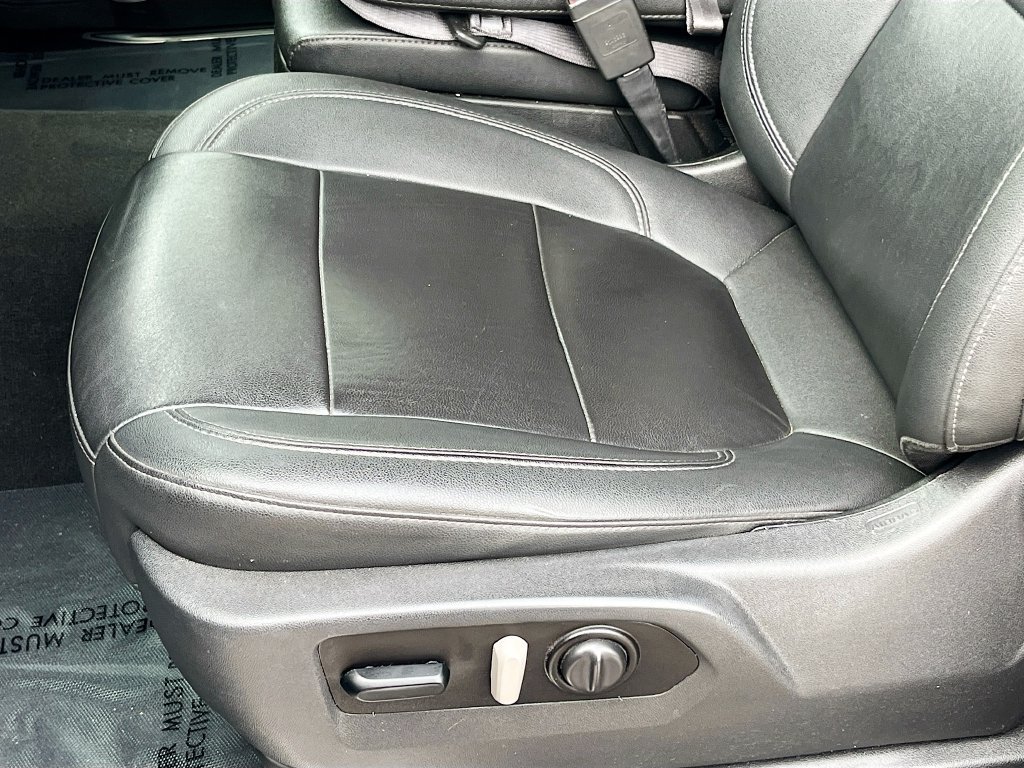 Used 2021 Chevrolet Silverado 1500 LT w/ All Star Edition Plus RWD image 18