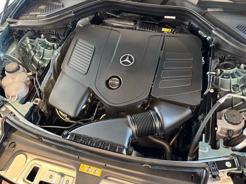 Used 2026 Mercedes-Benz GLC 300 image 33