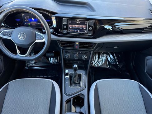 Used 2022 Volkswagen Taos S image 4