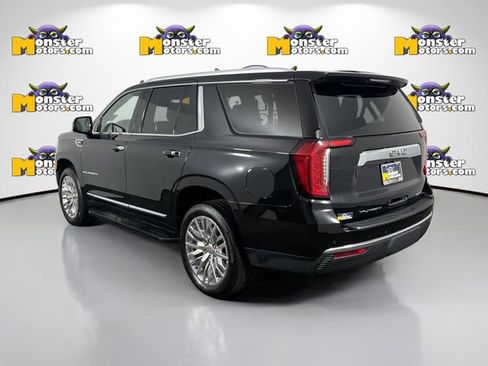 Used 2024 GMC Yukon SLT w/ SLT Luxury Package image 7