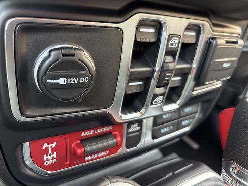 New 2026 Jeep Gladiator Mojave AWD/4WD image 26