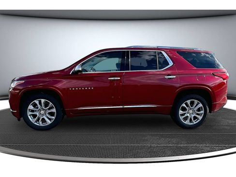 Used 2019 Chevrolet Traverse Premier AWD/4WD image 16