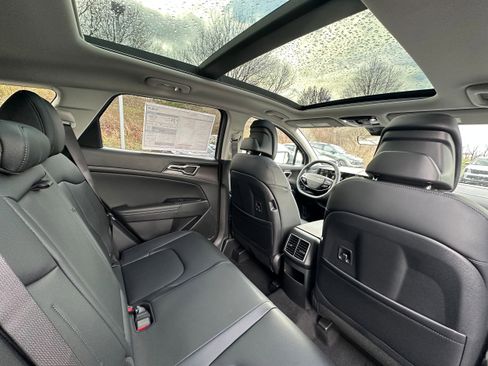 New 2026 Kia Sportage EX image 19