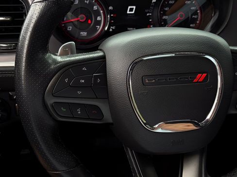Used 2022 Dodge Charger R/T w/ Plus Group RWD image 12