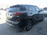 Used 2021 Kia Seltos LX image 3