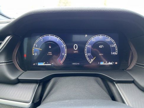 Certified 2024 Jeep Grand Cherokee Altitude image 25