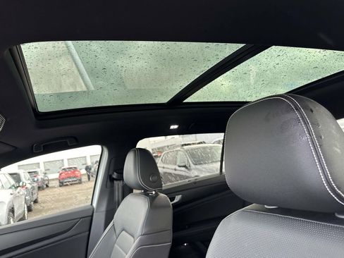 Certified 2025 Volkswagen Atlas Cross Sport SEL R-Line image 22