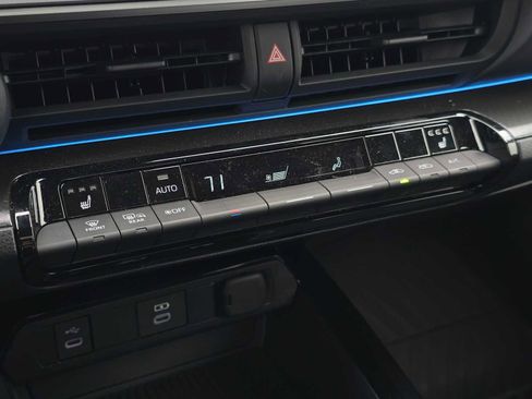 Used 2026 Toyota Prius Nightshade image 29