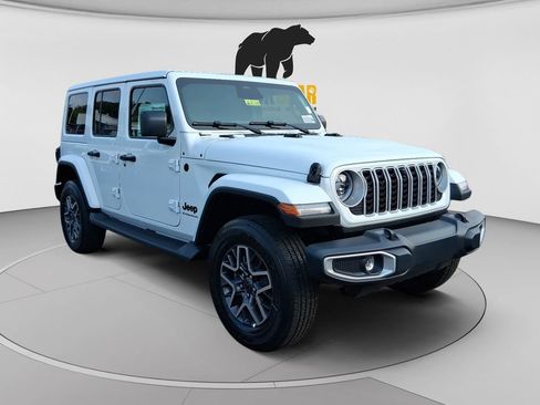 New 2026 Jeep Wrangler Unlimited Sahara AWD/4WD image 1
