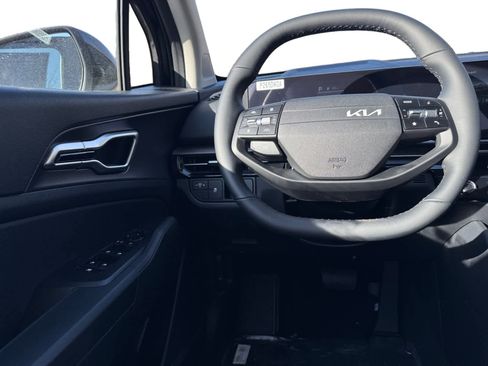 New 2026 Kia Sportage LX image 10