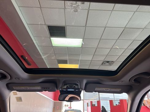 Used 2021 Alfa Romeo Stelvio Ti w/ Nero Edizione image 46