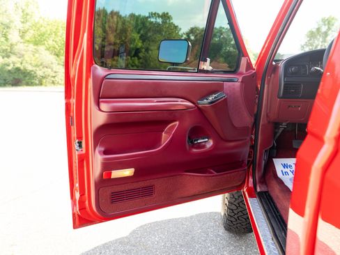 Used 1997 Ford F250 4x4 Regular Cab Heavy Duty image 20