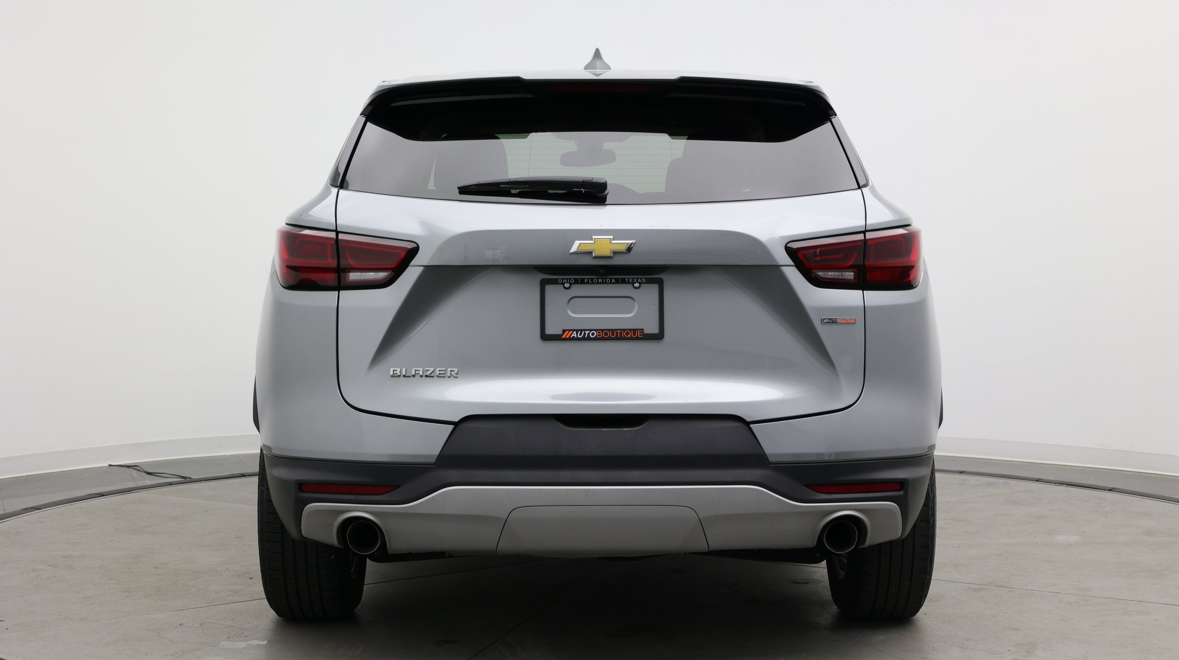 Used 2025 Chevrolet Blazer LT FWD image 6