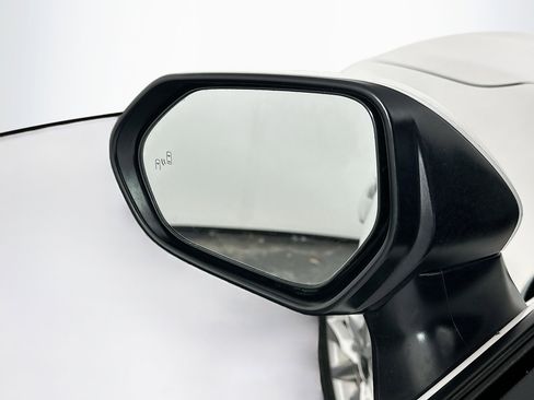 Used 2025 Toyota Camry LE image 16