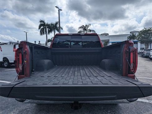 Used 2023 GMC Sierra 1500 SLT w/ SLT Premium Plus Package image 14