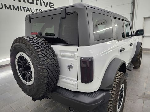 Used 2023 Ford Bronco Badlands w/ Sasquatch Package image 4