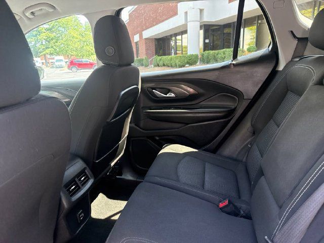 Used 2024 GMC Terrain SLE FWD image 6