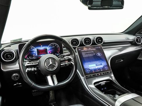 Used 2024 Mercedes-Benz C 300 Sedan image 5