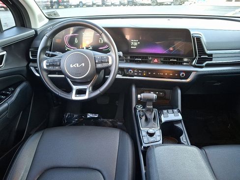Used 2023 Kia Sportage EX image 15