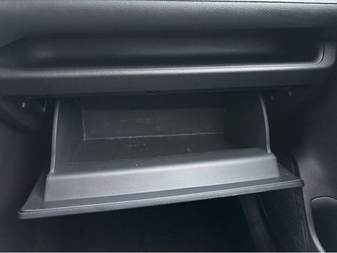 Used 2024 Toyota RAV4 XLE image 39