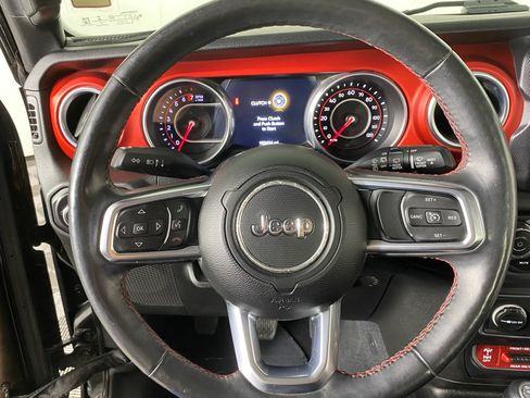 Used 2018 Jeep Wrangler Unlimited Rubicon w/ LED Lighting Group AWD/4WD image 22