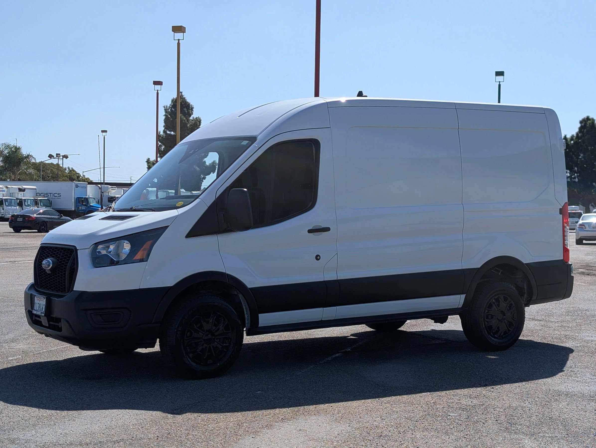 Used 2023 Ford Transit 250 Medium Roof RWD image 3