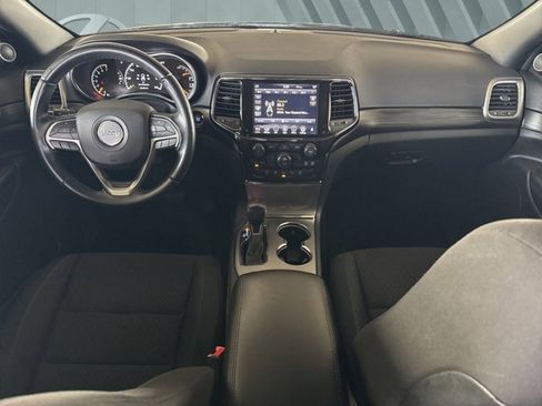 Used 2022 Jeep Grand Cherokee Laredo E image 13