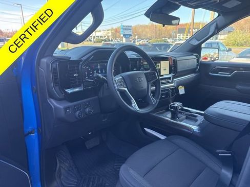 Used 2025 Chevrolet Silverado 1500 LT Trail Boss w/ Protection Package AWD/4WD image 10