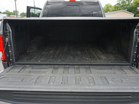 Used 2015 Ford F150 XLT w/ Equipment Group 302A Luxury AWD/4WD image 9