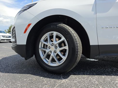 Certified 2024 Chevrolet Equinox LS FWD image 36