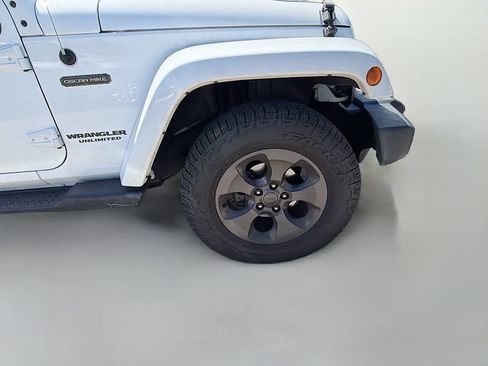 Used 2017 Jeep Wrangler Unlimited Sport AWD/4WD image 10