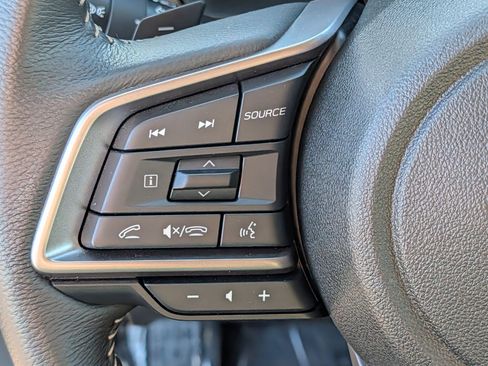 Used 2025 Subaru Outback Premium image 31