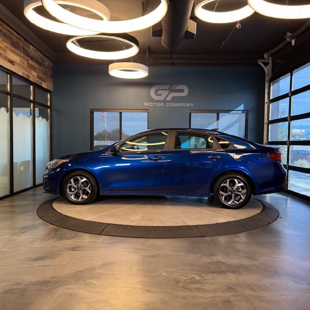 Used 2021 Kia Forte LXS FWD image 6