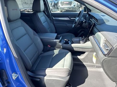 New 2026 GMC Terrain AT4 w/ LPO, Floor Liner Package AWD/4WD image 89