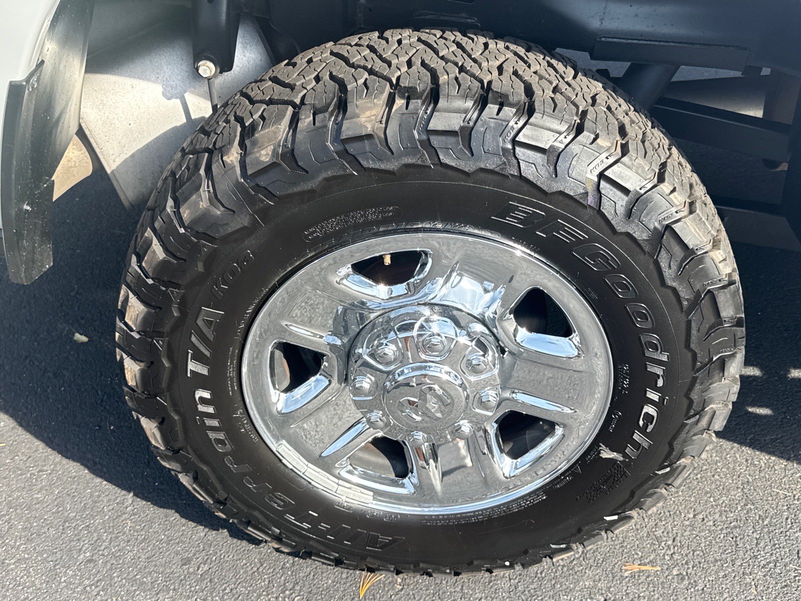 Used 2022 RAM 2500 Tradesman w/ Safety Group AWD/4WD image 5