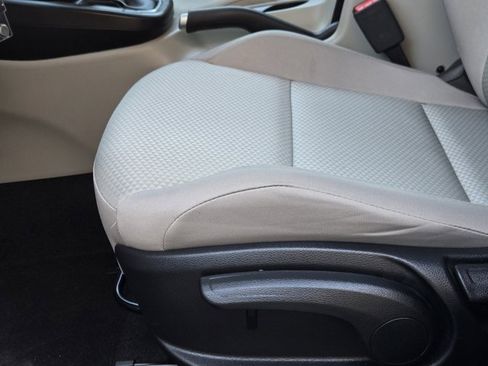 Certified 2025 Kia Soul LX image 25