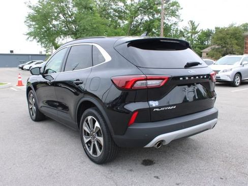 Used 2023 Ford Escape Platinum AWD/4WD image 40
