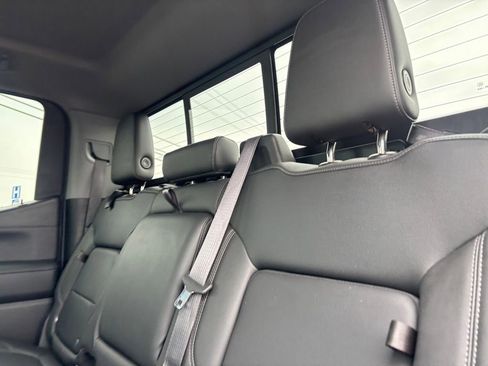 Used 2020 GMC Sierra 1500 SLT AWD/4WD image 29