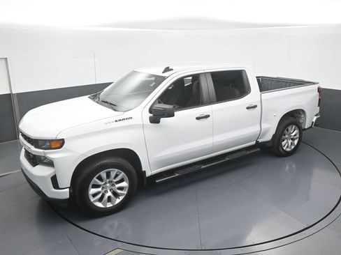 Used 2022 Chevrolet Silverado 1500 Custom RWD image 41