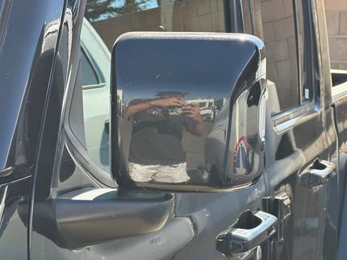 Used 2023 Jeep Gladiator Overland AWD/4WD image 11