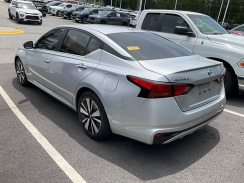 Used 2021 Nissan Altima 2.5 SV FWD image 4