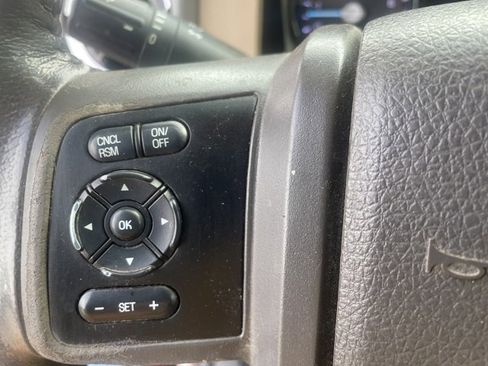 Used 2016 Ford F250 Lariat w/ Lariat Interior Package image 32