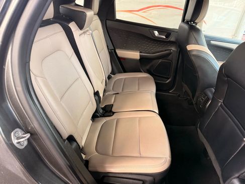 Used 2020 Ford Escape SEL image 22