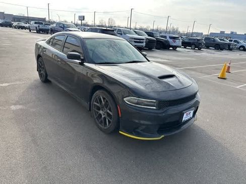 Used 2018 Dodge Charger R/T image 27