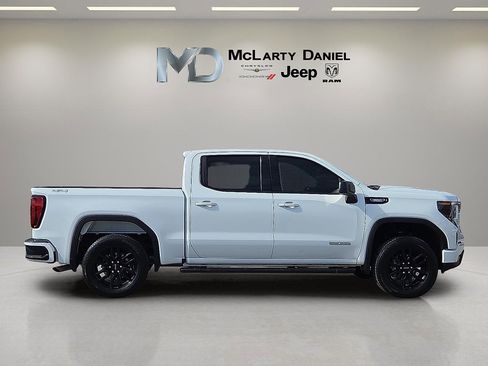 Used 2025 GMC Sierra 1500 Elevation w/ LPO, Elevation Black Package image 6