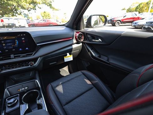 New 2026 Chevrolet Equinox RS w/ Convenience Package III image 16