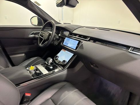 Used 2023 Land Rover Range Rover Velar S AWD/4WD image 24