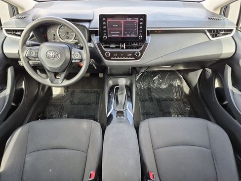 Used 2020 Toyota Corolla LE FWD image 16