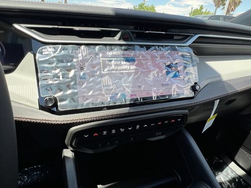 New 2026 Jeep Cherokee Limited AWD/4WD image 27